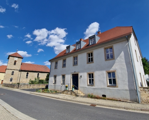 Das alte Pfarrhaus & Kirche in Rehehausen